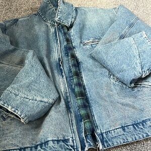 This Jean jacket looks vintage, but it’s not it’s so warm